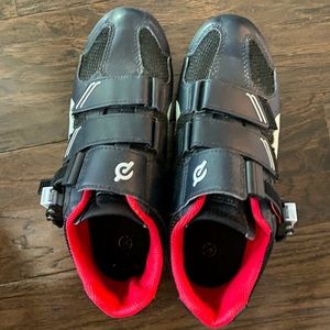 Women’s Peloton Cycling Shoes with Cleats